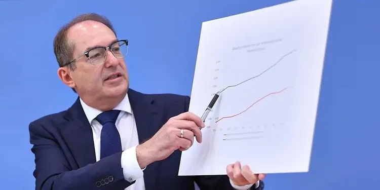سازمان اطلاعات آلمان: رژیم ایران تمرکز اصلی جاسوسی خود را بر شناسایی و سرکوب مخالفان داخل و خارج کشور قرار داده است