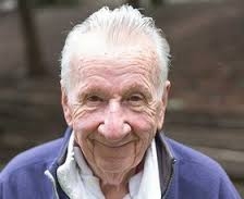 تلاش ورزشکار 93 ساله براي حضور در المپيک 2016