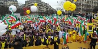 واكنش هاي رژيم ؛ سفر آخوند روحاني به فرانسه