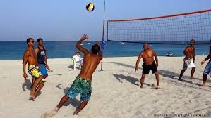 جلوگيري از ورود تماشاگران زن به بازي‌هاي واليبال ساحلي كيش