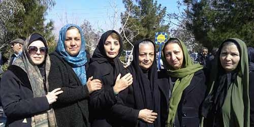 به کساني که دستشان به خون جوانان آلوده است راي نميدهم