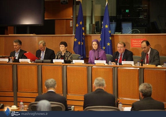 توهم اصلاح طلبي ملايان بايد کنار گذاشته شود