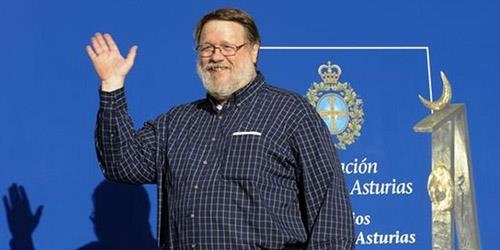 درگذشت توملينسون مخترع ايميل و پدر نشانه @