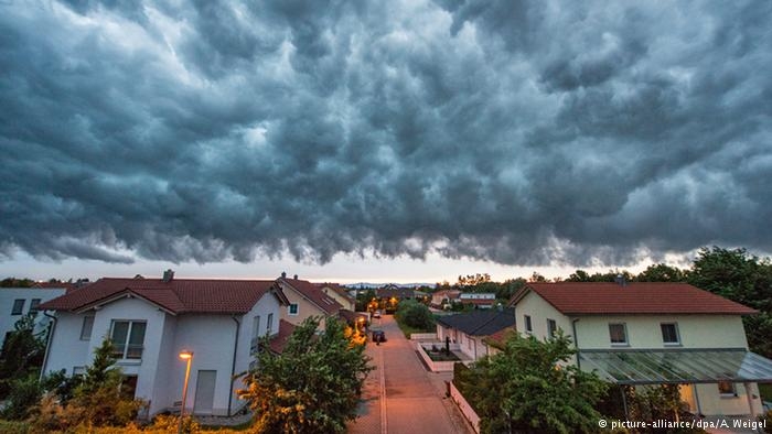 سیل و رانش زمین در آلمان سه کشته به جای گذاشت