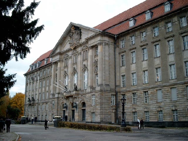 Iranischer Widerstand begrüßt die Verurteilung eines Spitzels des iranischen Geheimdienstes MOIS