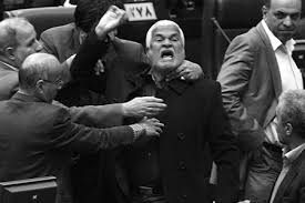 تشديد بي نظير بحران دروني رژيم