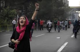 فتوای مضحک ولی فقیه در ممنوعیت دوچرخه سواری زنان