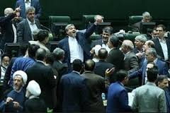 تلاش براي دستگيري صادقي اوجگيري بحران دروني رژيم