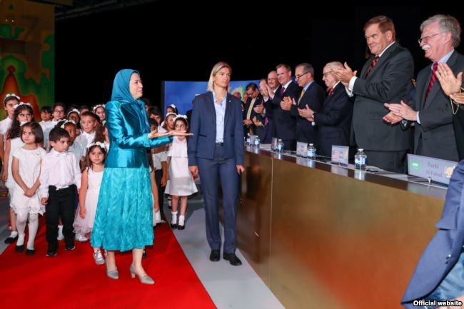 گردهمایی سالانه مجاهدین خلق ایران در پاریس برگزار شد