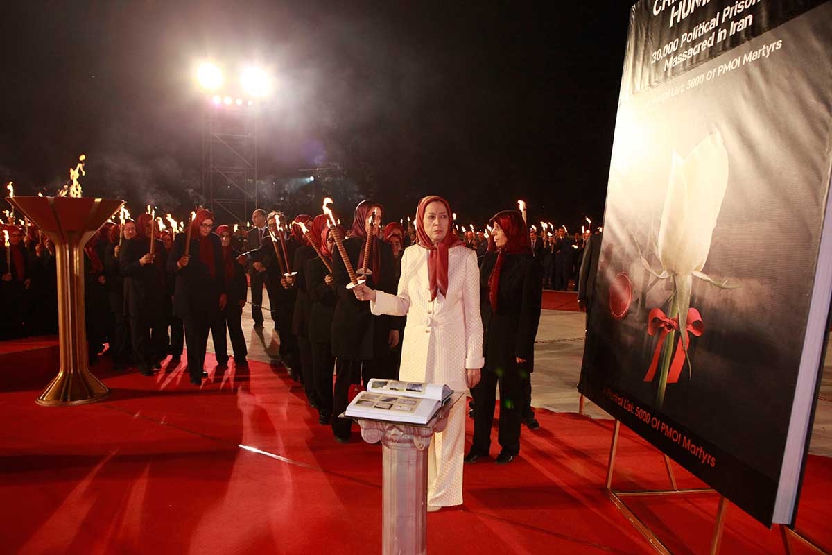 گرامیداشت قهرمانان قتل عام سال ۶۷