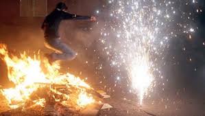 درگيري جوانان  تهران با مأموران سركوبگر همزمان با مراسم چهارشنبه سوري