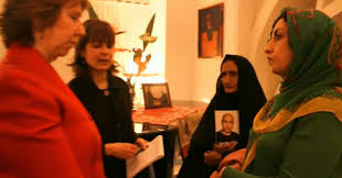 اتحاديه اروپا از ملاقات اشتون با فعالين حقوق‌بشر ايران حمايت مي‌كند