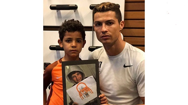 پیام همدردی رونالدو به کودکان سوری