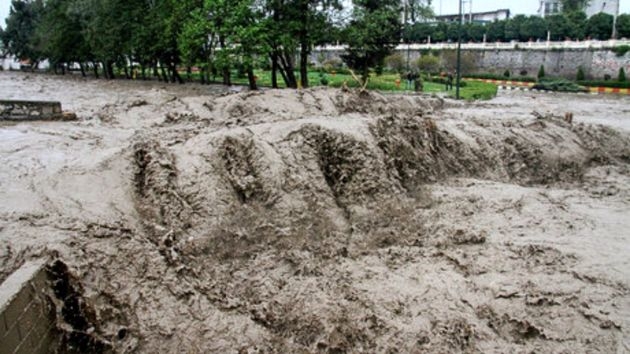 هرمزگان : طغیان رودخانه و جان باختن ۵ نفر