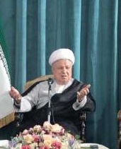 هیاهوی تندروها در مسایل کلان مانند مذاکرات هسته ای برای منافع ملی خطرناک است