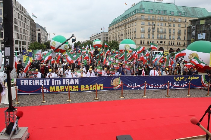 تصاویر زیبایی از گردهمایی جهانی ایران آزاد ـ همزمان در برلین