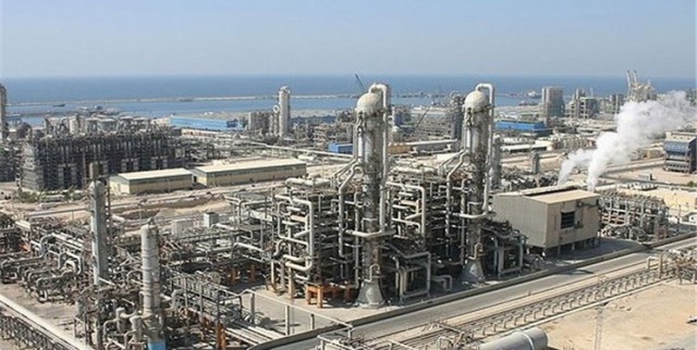 اعمال تحریم علیه نهادها بخاطر درگیر بودن در معاملات مربوط به صنعت نفت و پتروشیمی ایران