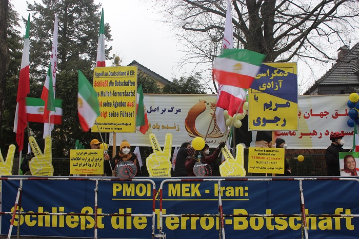 a23
