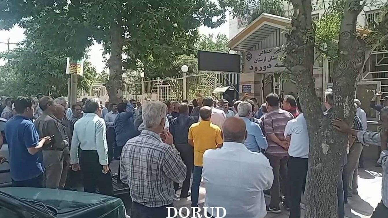 Wirtschaftliche Not führt zu Protesten, aber warum nimmt das Volk im Iran Amtsträger des Regimes ins Visier?