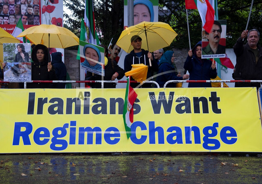 Proteste im Iran: Oppositionelle im Exil kritisieren das Schweigen der Bundesregierung