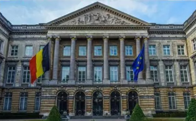 ايران - طبق حکم دادگاه قانون اساسی انتقال دیپلمات-تروریست رژیم توسط دادگاه دیگر مورد رسیدگی قرار می‌گیرد پیگیری پروسه قضایی با تمام قوا ادامه می‌یابد