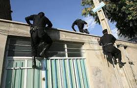 جنگ گرگها: سپاه در كار وزارت اطلاعات دخالت نكند