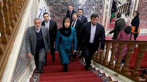 كاترين اشتون رئيس تيم مذاكره‌كننده با ايران باقي مي‌ماند