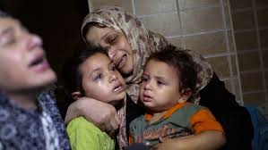 تحولات غزه: در جنگ 20روزه بيش از  1050 فلسطيني و  43  نيروي نظامي اسرائيلي كشته شده اند