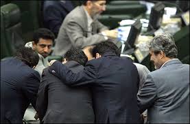 لاريجاني: نمايندگان راي به عدم اعتماد به وزير علوم دادند