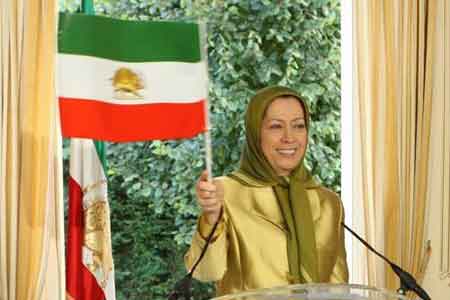 پيام مريم رجوي به شركت‌كنندگان در تظاهرات عليه روحاني در نيويورك