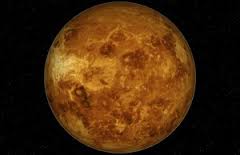 زهره  تنها سیاره ای است که در جهت عقربه های ساعت می چرخد.