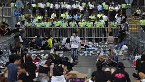 حمله به دانشجويان هنگ كنگي، باعث قطع مذاكرات شد