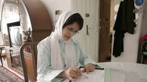 دادگاه انتظامي وكلا نسرين ستوده را براي ۳ سال از وكالت محروم كرد