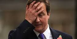 حمله فيزيكي مردي به نخست‌وزير بريتانيا و هل دادن او