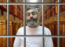 آقاي کاظميني بروجردي دست به اعتصاب غذا زد