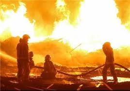 آتش سوزي در مخازن نفتي سلفچگان قم