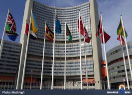 فریادرژیم :هنوز جوهر توافقنامه ژنو خشك نشده بود كه آمريكاييها هم حق غني‌سازي ملت ما را انكار كردند