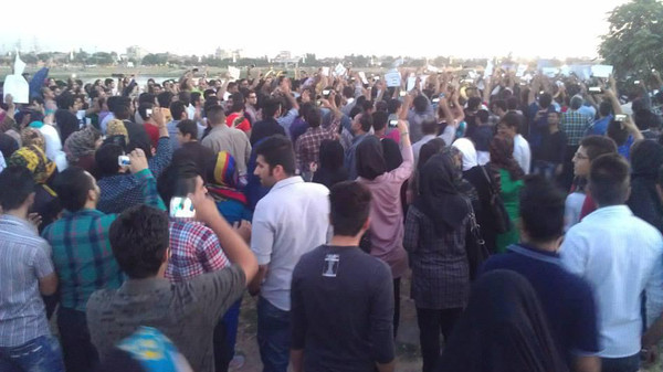 بازداشت 5 شهروند عرب ایرانی در تجمع اعتراضى به انتقال آب کارون