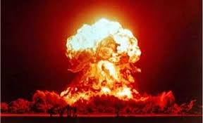 قدرتهاي جهاني خواهان جلوگيري از ايران در داشتن بمب اتمي هستند
