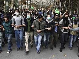 16 آذر ،روز دانشجو ، روز بصدا درآمدن ناقوس سرنگونی رژیم آخوندی ، گرامی باد