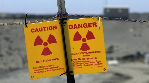 اشپیگل: سوریه در حال ساخت بمب اتمی با کمک ایران است  حزب الله از آن حفاظت می‌کند