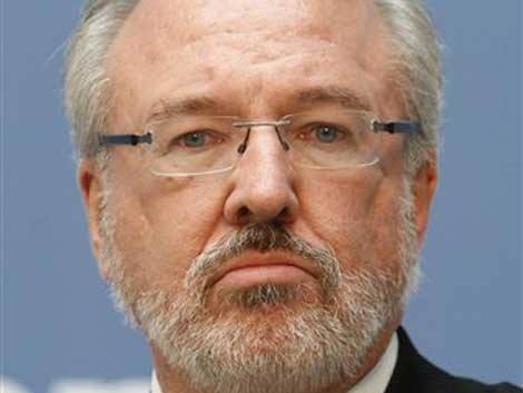 ماربورگر بوند، خواستار رسيدگي هاي كامل پزشكي براي كمپ ليبرتي در عراق شد.