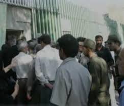درگيري خانواده هاي زندانيان اعدام شده با مأموران رژيم