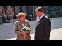 مركل گفت كه اگر روسيه به توافقنامه آتش‌بس با اوكراين احترام نگذارد، با تحريمهاي بيشتري مواجه خواهد شد