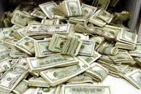 رويتر : حداقل 1ميليارد دلار بصورت نقدي طي ماههاي گذشته به ايران قاچاق شده است