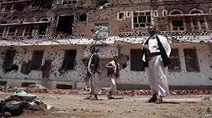 وزير بهداري يمن: ايران با پوش امدادرساني, از حوثيها پشتيباني نظامي مي كند