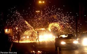 جشن چهارشنبه سوری را هرچه باشکوهتر برگزار کنیم
