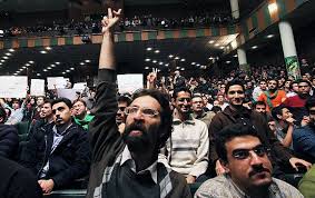 روز دانشجو- شماره 3  شعار  مشترك دانشگاهها:  «دانشجوي زنداني آزاد بايد گردد»