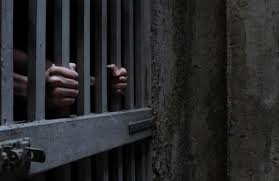 درگيري خونين زندانيان با گارد ويژه  در زندان زاهدان