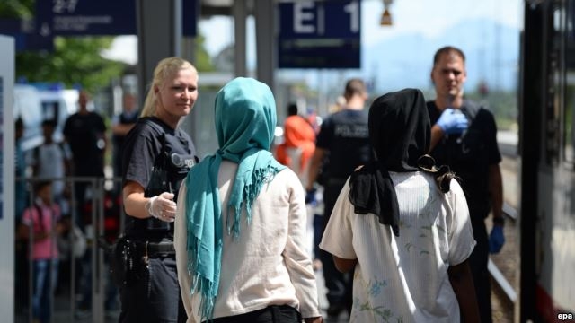 آلمان: در آینده می‌توانیم سالانه ۵۰۰ هزار پناهجو بپذیریم